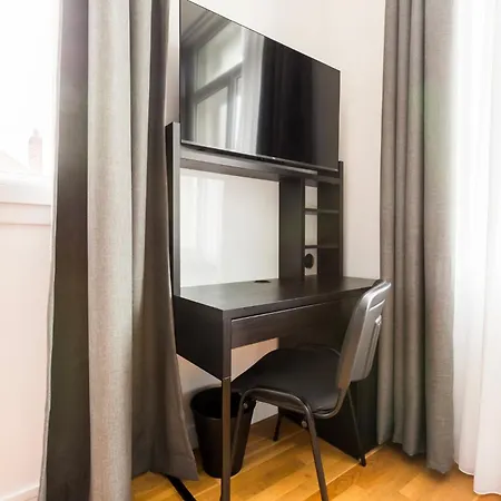 Au Qui Dort - Gounod Appartement *