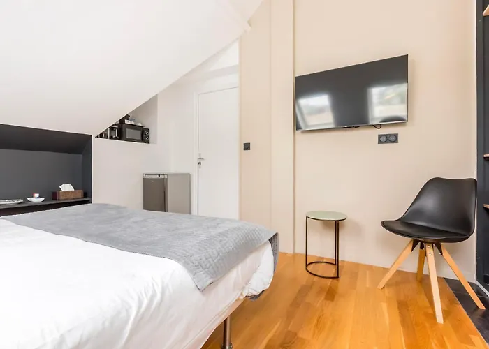 Appartement Au Qui Dort - Gounod *