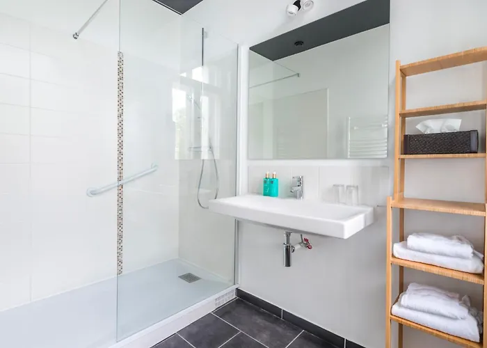 Au Qui Dort - Gounod *