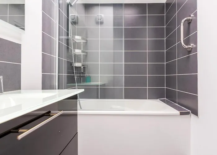 Au Qui Dort - Gounod Lille