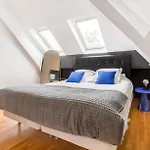 Au Qui Dort - Gounod Apartment *