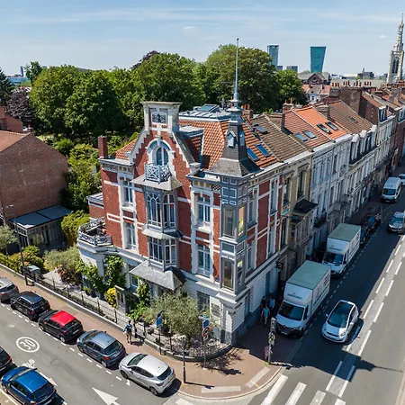 Au Qui Dort - Gounod *